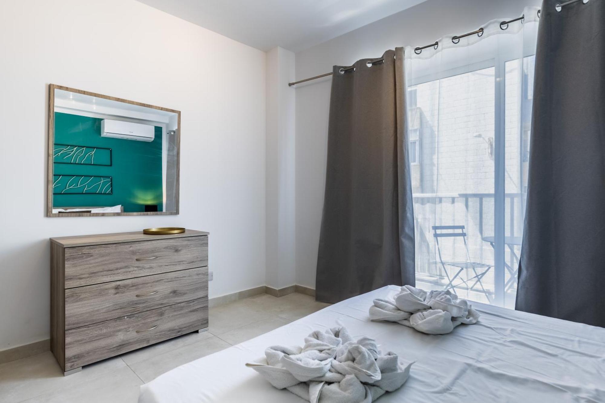 Kunsu'S Apartment 5 Min Walk From St Julians San Ġwann エクステリア 写真